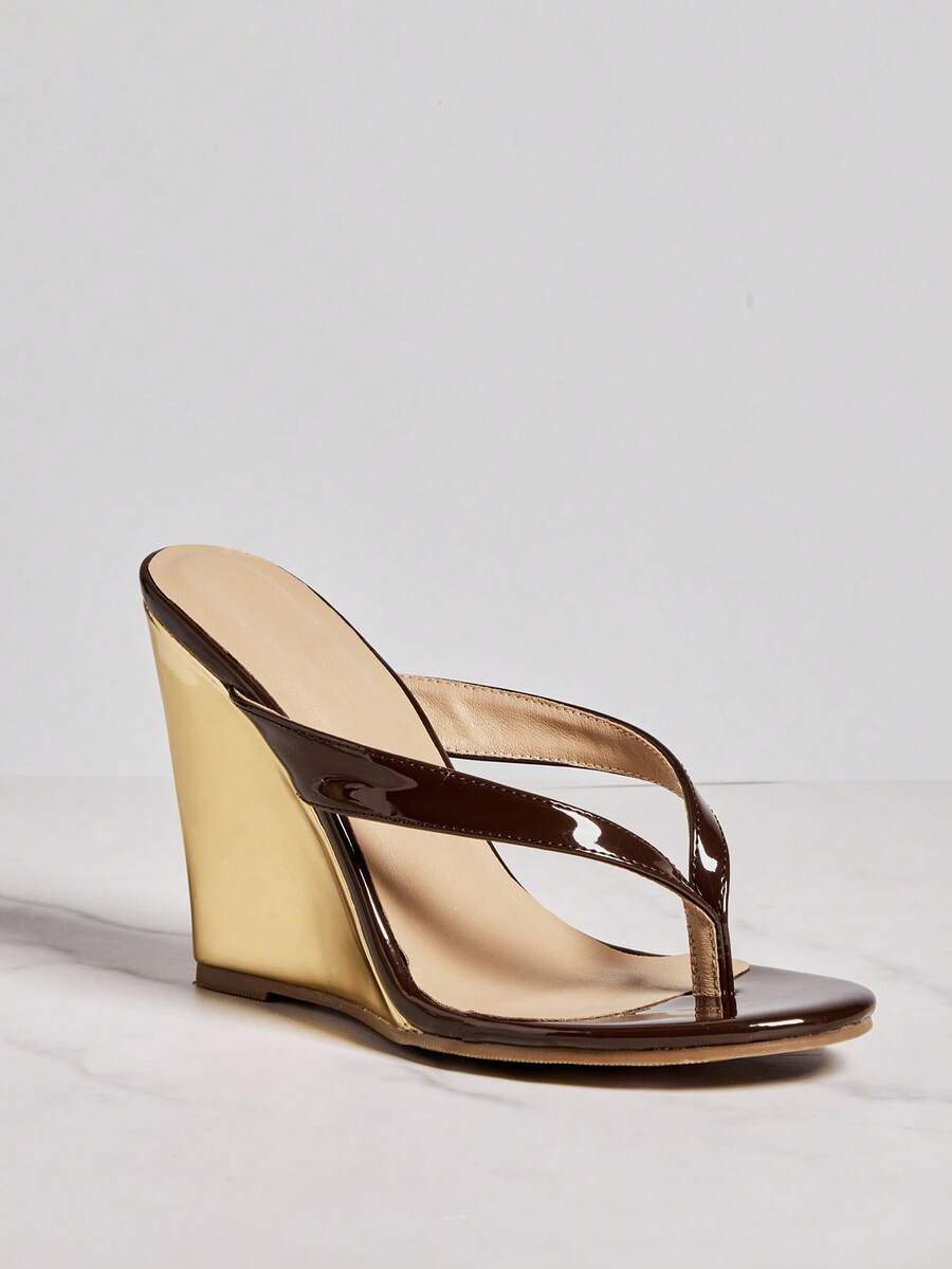 Women's slip-on thong wedge sandals with high heels and open toe design