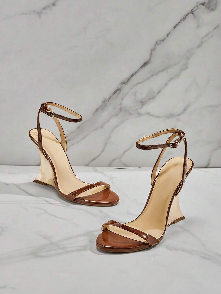Women's slip-on thong wedge sandals with high heels and open toe design