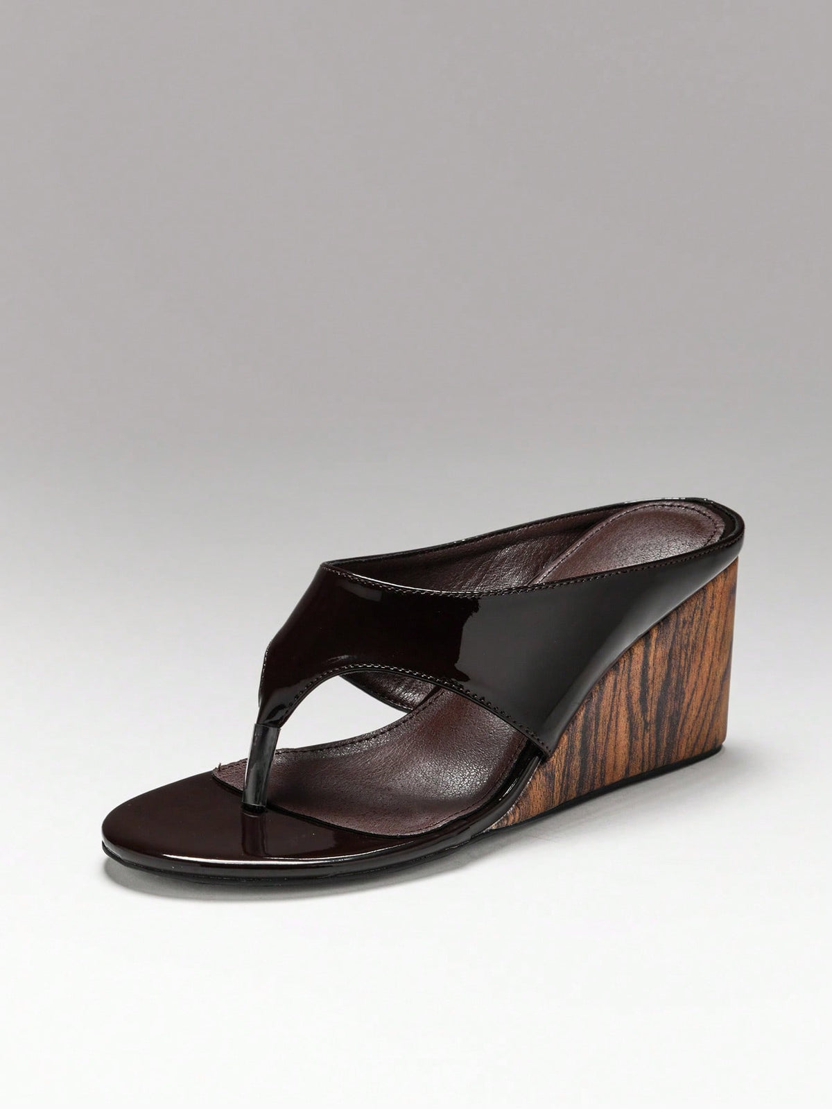 Women's slip-on thong wedge sandals with high heels and open toe design