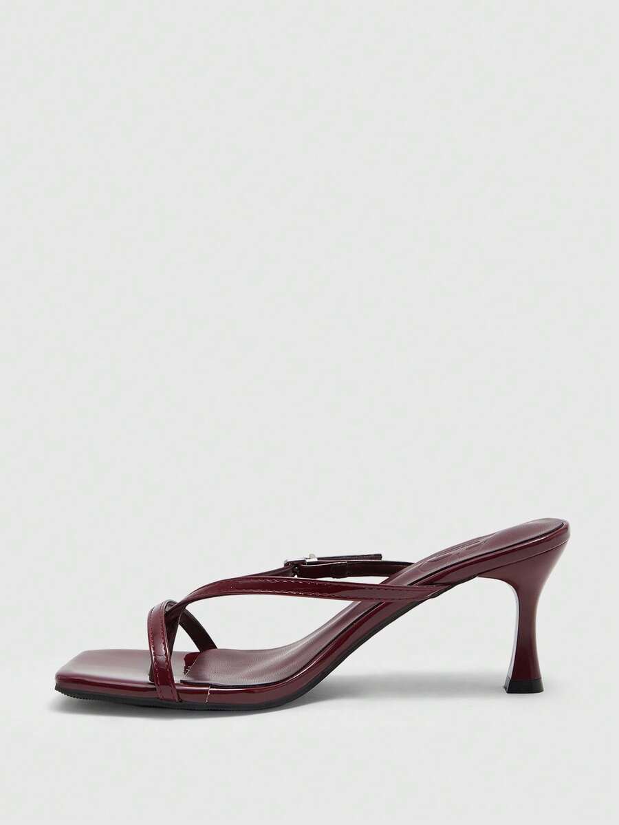 Burgundy square toe kitten heel flip-flops sandals with buckle slingback strap for women