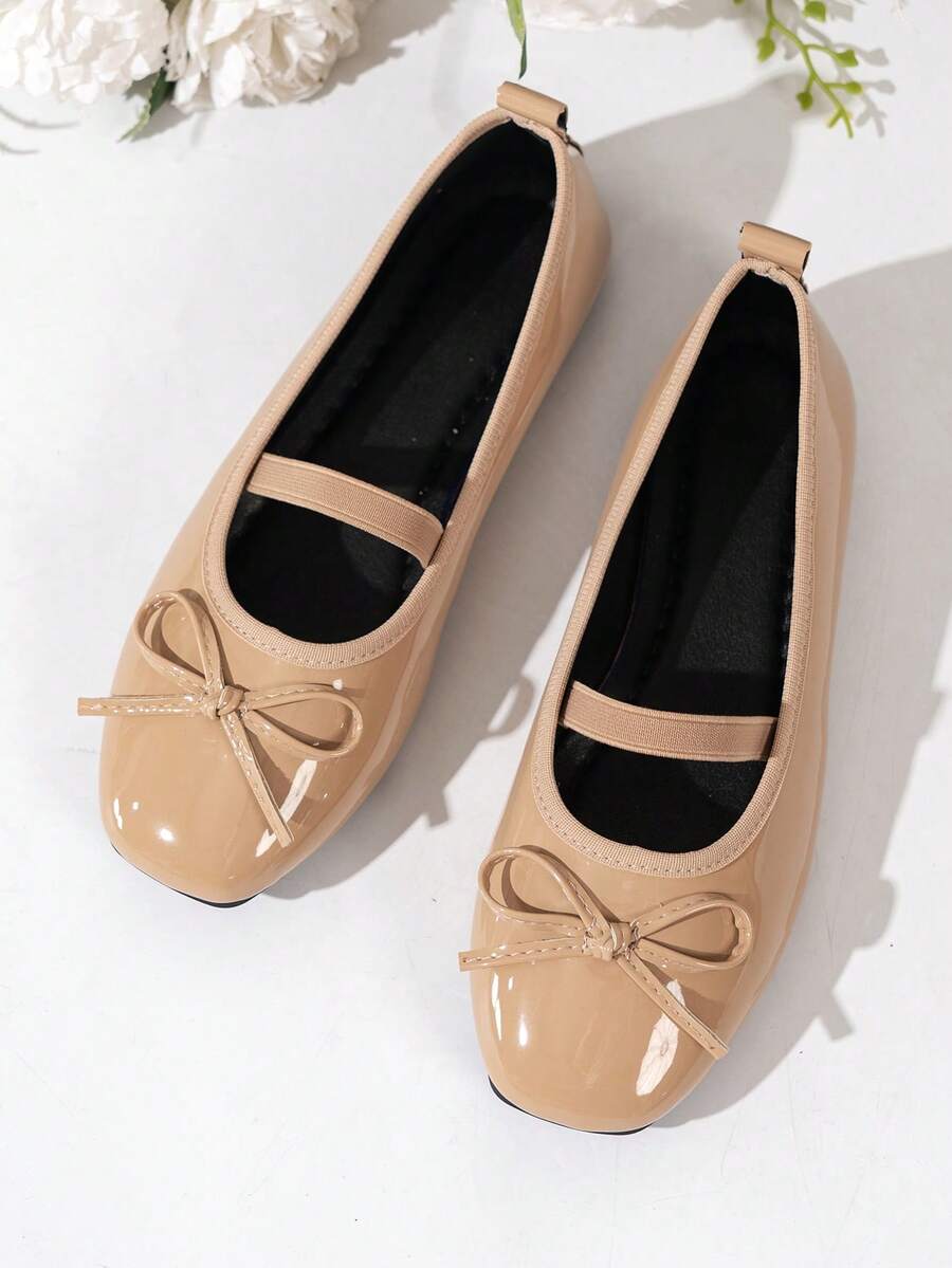 Square toe ballet flat shoes with bow detail and slip-on wide fit design.