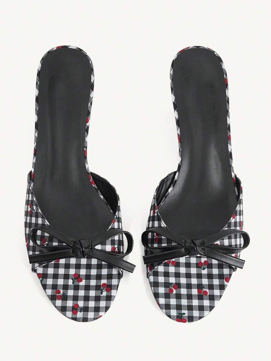 Burgundy high heel sandals for women featuring an open toe, decorative bow, 5.5cm kitten heel, and slingback strap.