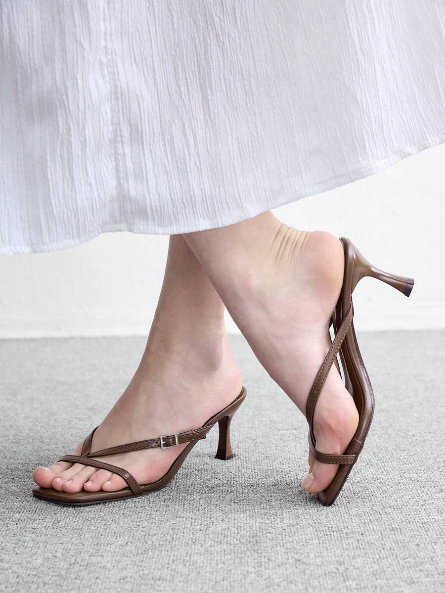 Burgundy square toe kitten heel flip-flops sandals with buckle slingback strap for women