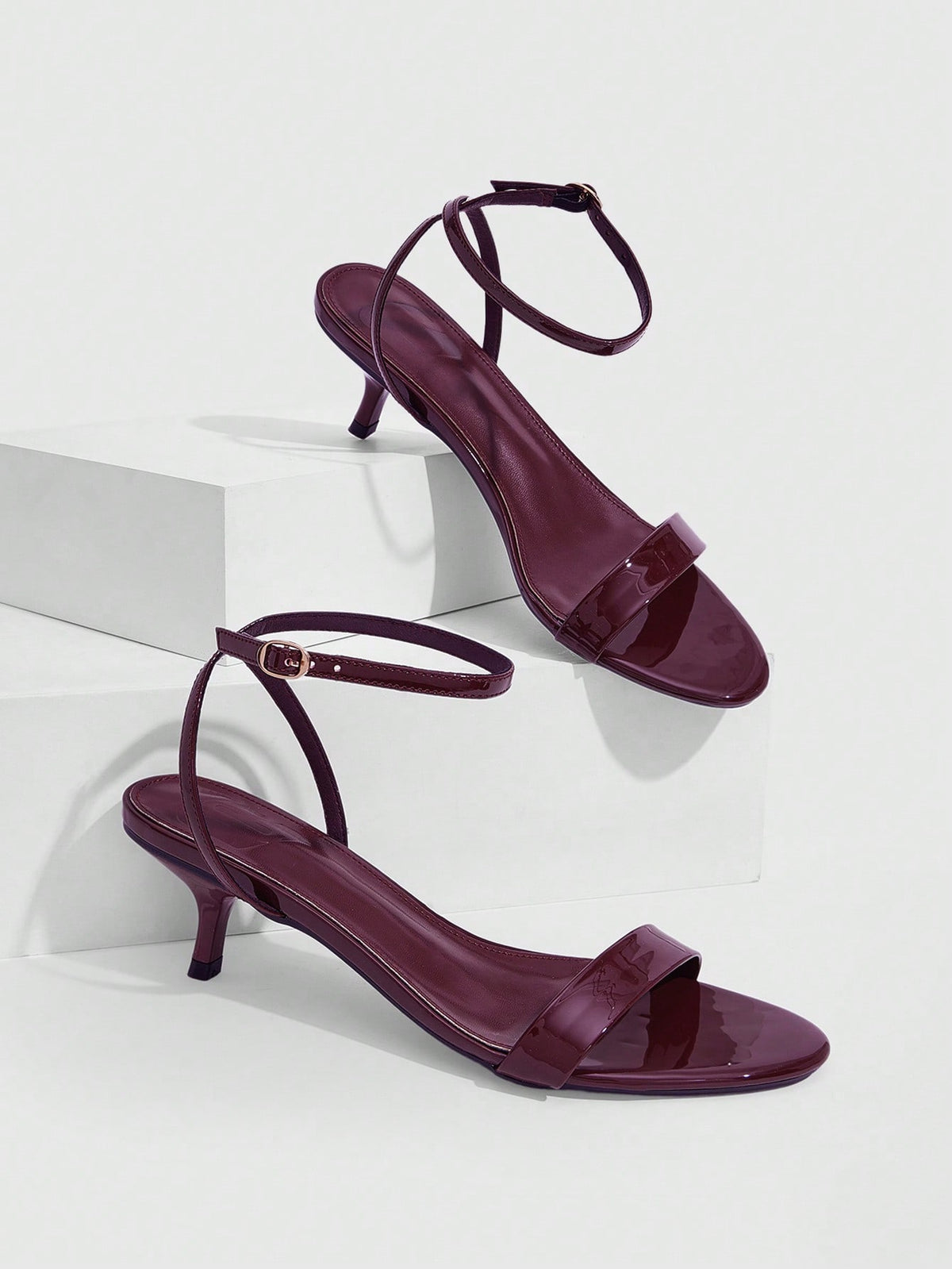 Women's open toe slingback high heel sandals with crisscross knot design and 5.5cm kitten heel