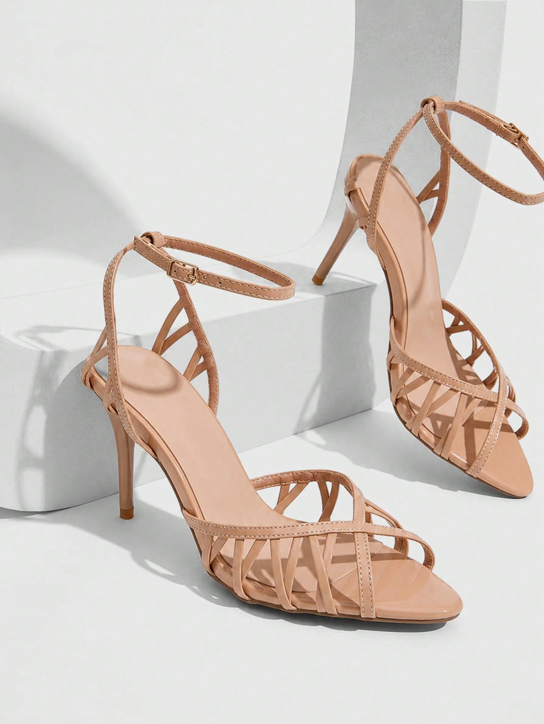 Women's open-toe high-heeled sandals with cross straps and stiletto heel