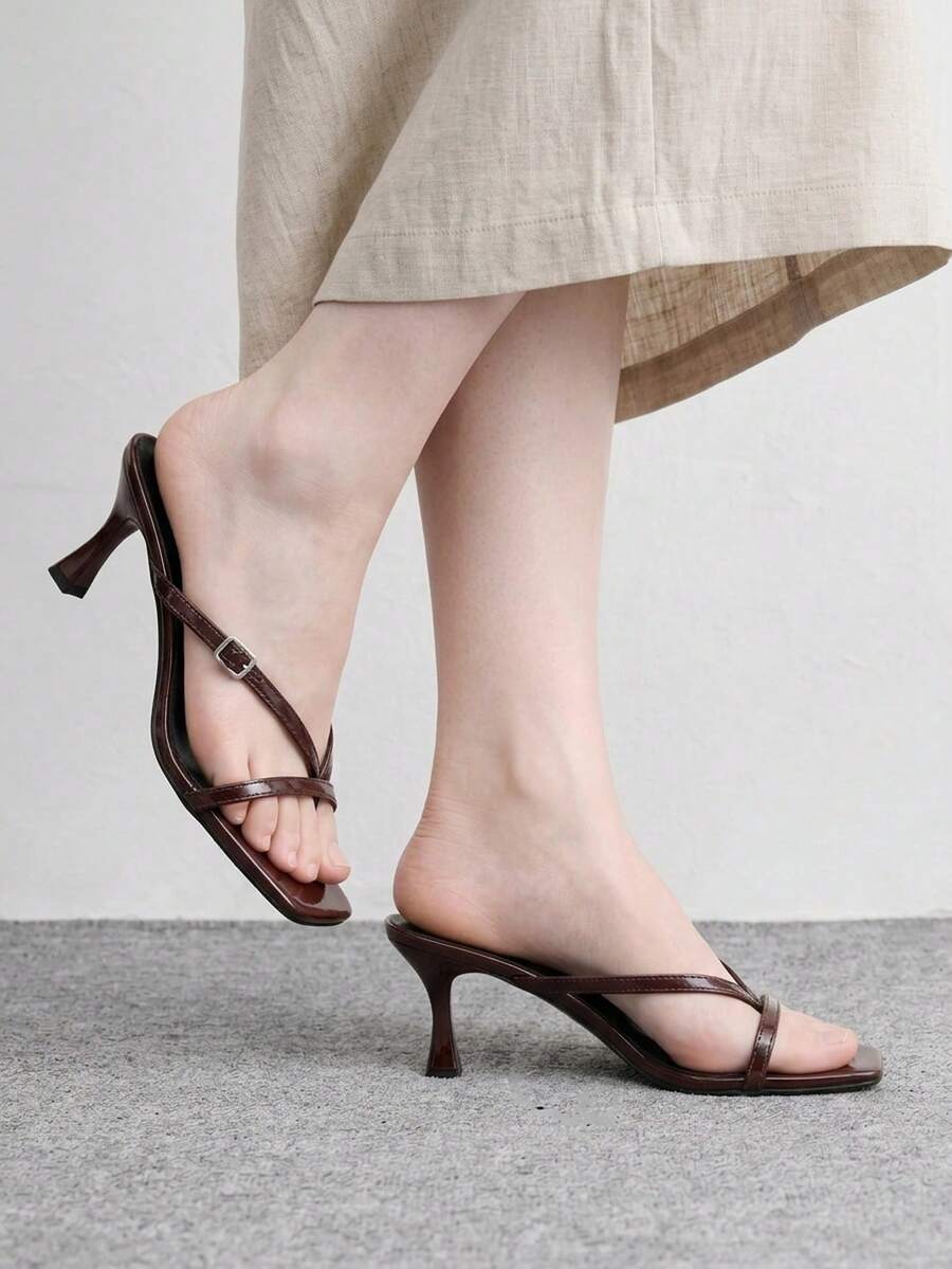 Burgundy square toe kitten heel flip-flops sandals with buckle slingback strap for women