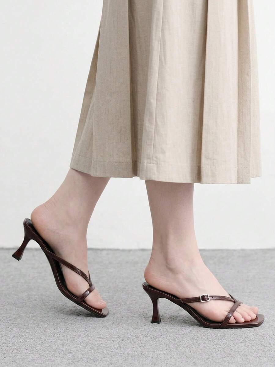 Burgundy square toe kitten heel flip-flops sandals with buckle slingback strap for women