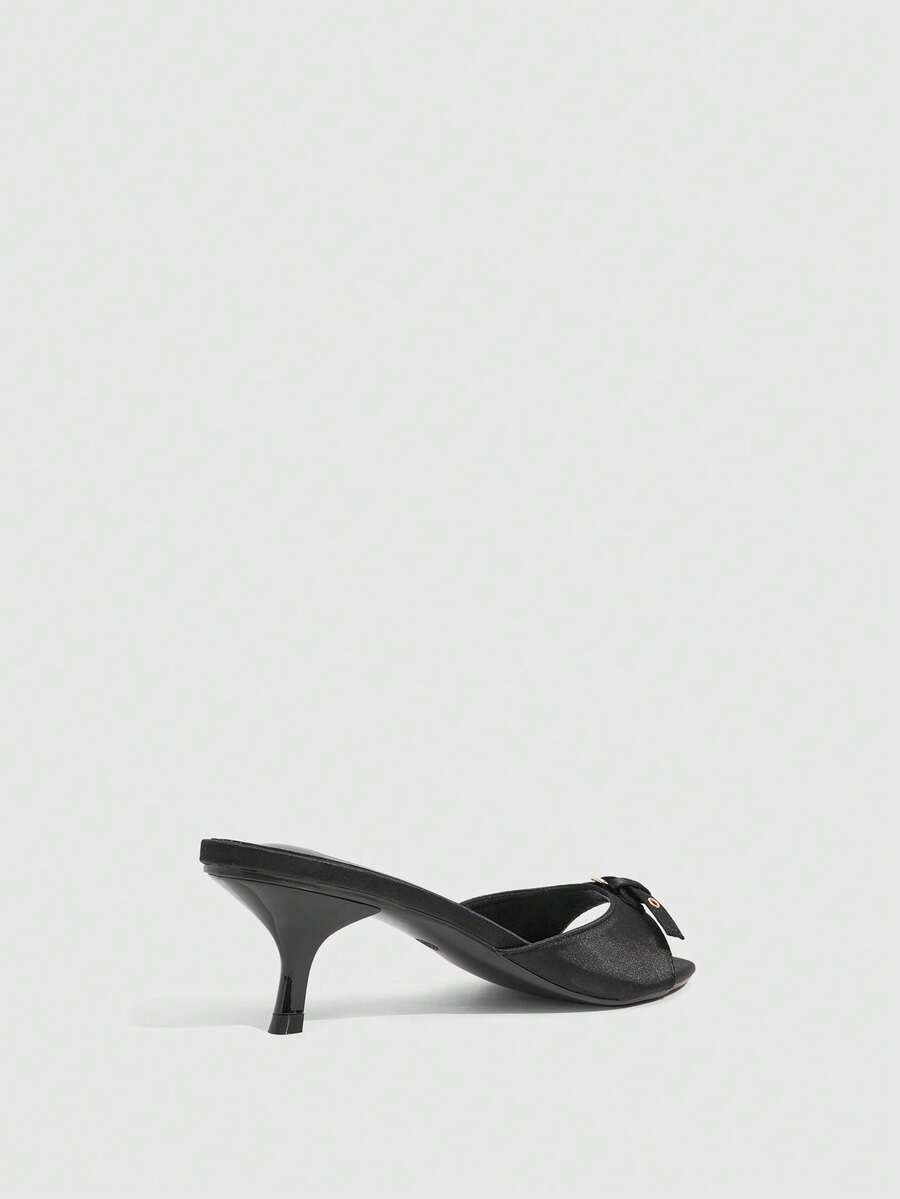 Women's elegant square toe stiletto high heel sandals featuring an open toe and sleek slingback strap