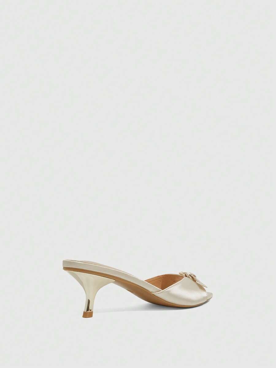 Women's elegant square toe stiletto high heel sandals featuring an open toe and sleek slingback strap