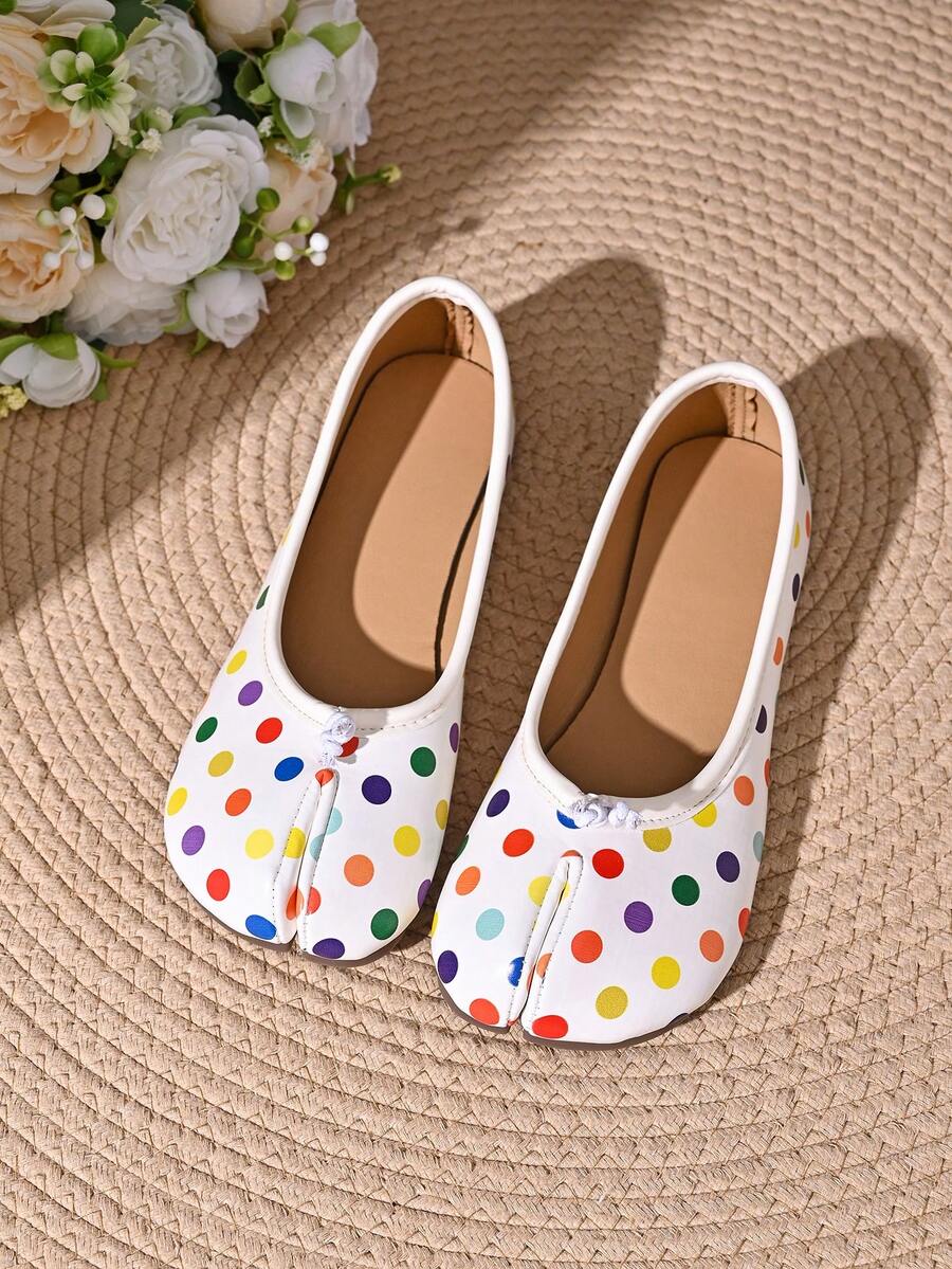 Women's white split-toe slip-on flat shoes with braided accent and rubber sole